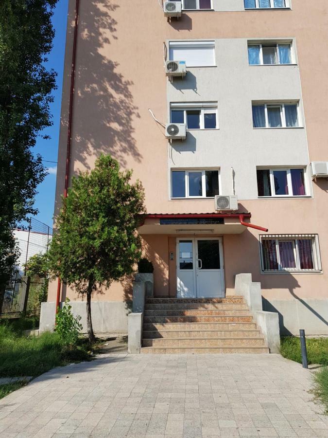 Cozy&Elegant New Studio In Bukarest Kültér fotó